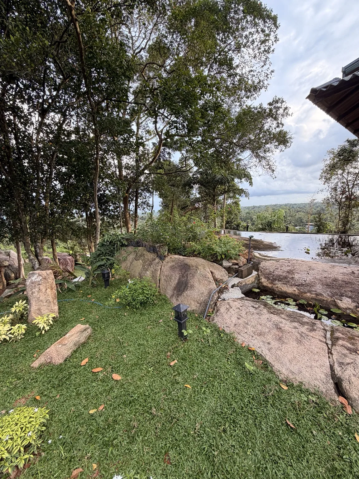 Sivora Hills luxury suite photograph