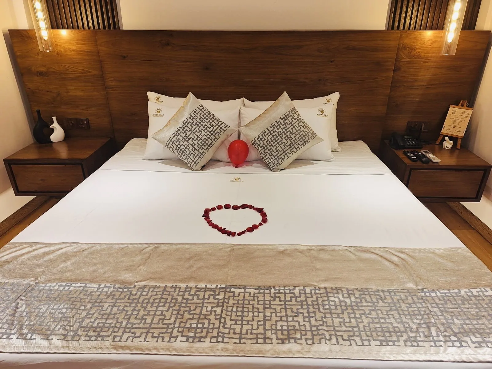 Sivora Hills luxury suite photograph