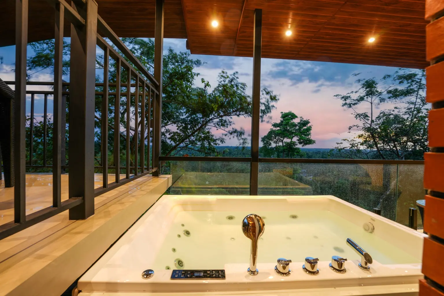 Private outdoor jacuzzi with a view at Sivora Hills